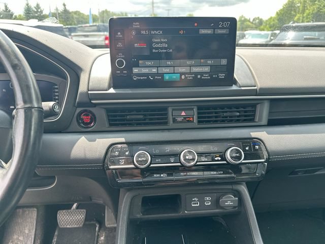Used 2023 Honda Pilot Elite image 16