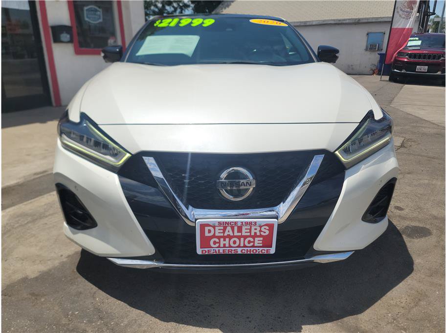 Used 2020 Nissan Maxima SR w/ Sport Mat Group FWD image 3