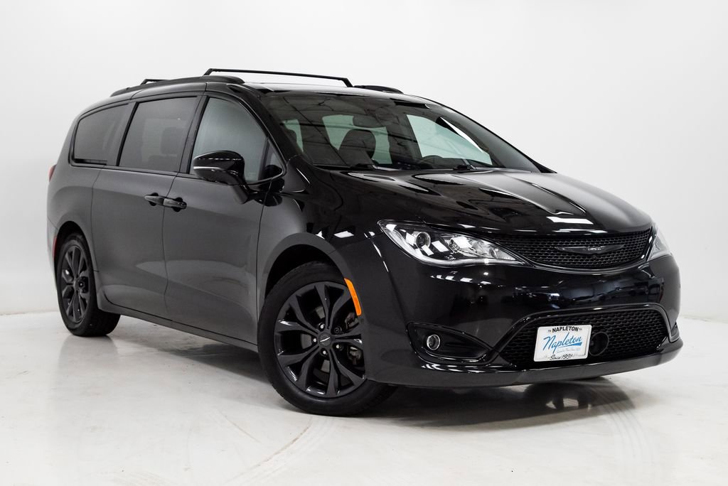 Used 2020 Chrysler Pacifica Limited FWD image 6