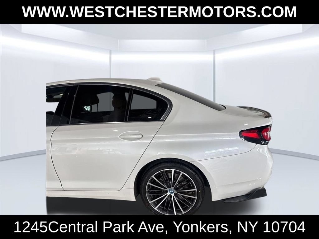 Used 2022 BMW 530e xDrive w/ Premium Package AWD/4WD image 8