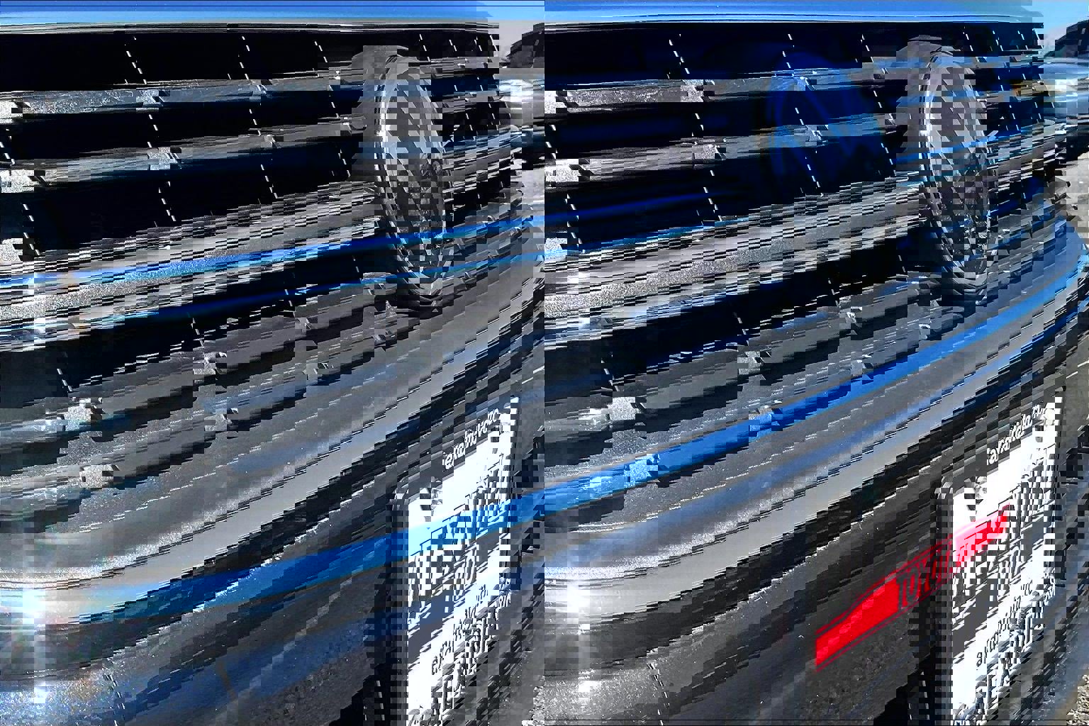 Used 2024 Volkswagen Jetta SE image 28