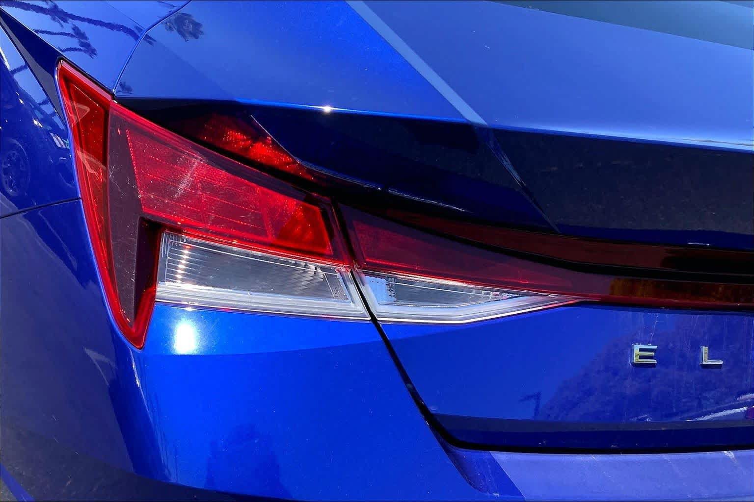 Used 2023 Hyundai Elantra SEL w/ Convenience Package FWD image 27