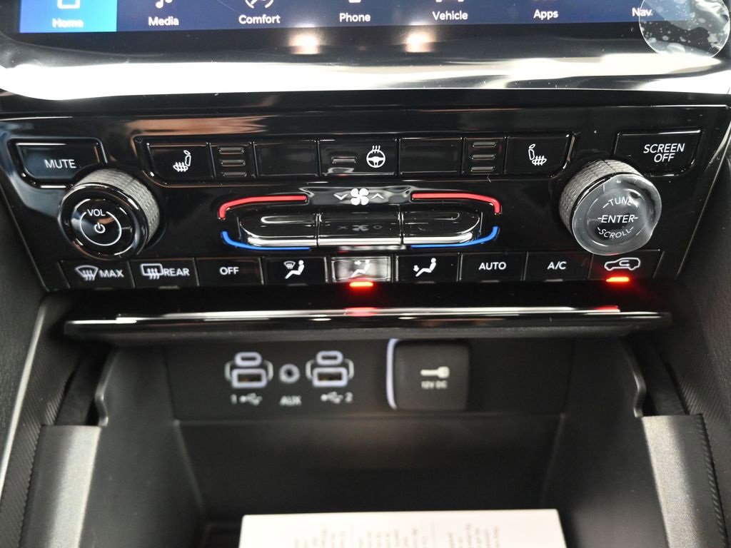 New 2025 Jeep Grand Cherokee L Limited w/ Black Appearance Package image 6