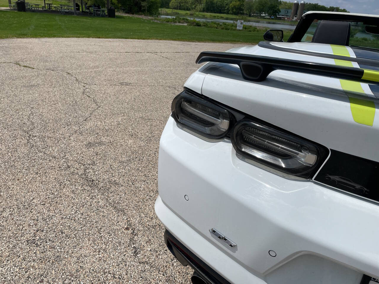 Used 2023 Chevrolet Camaro SS RWD image 17
