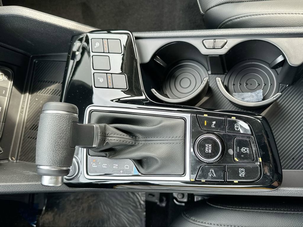 Used 2025 Kia Sportage EX image 40