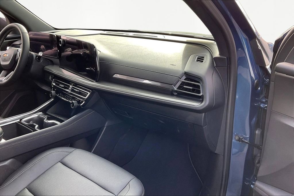 Certified 2026 Chevrolet Traverse LT w/ Driver Confidence Package image 29