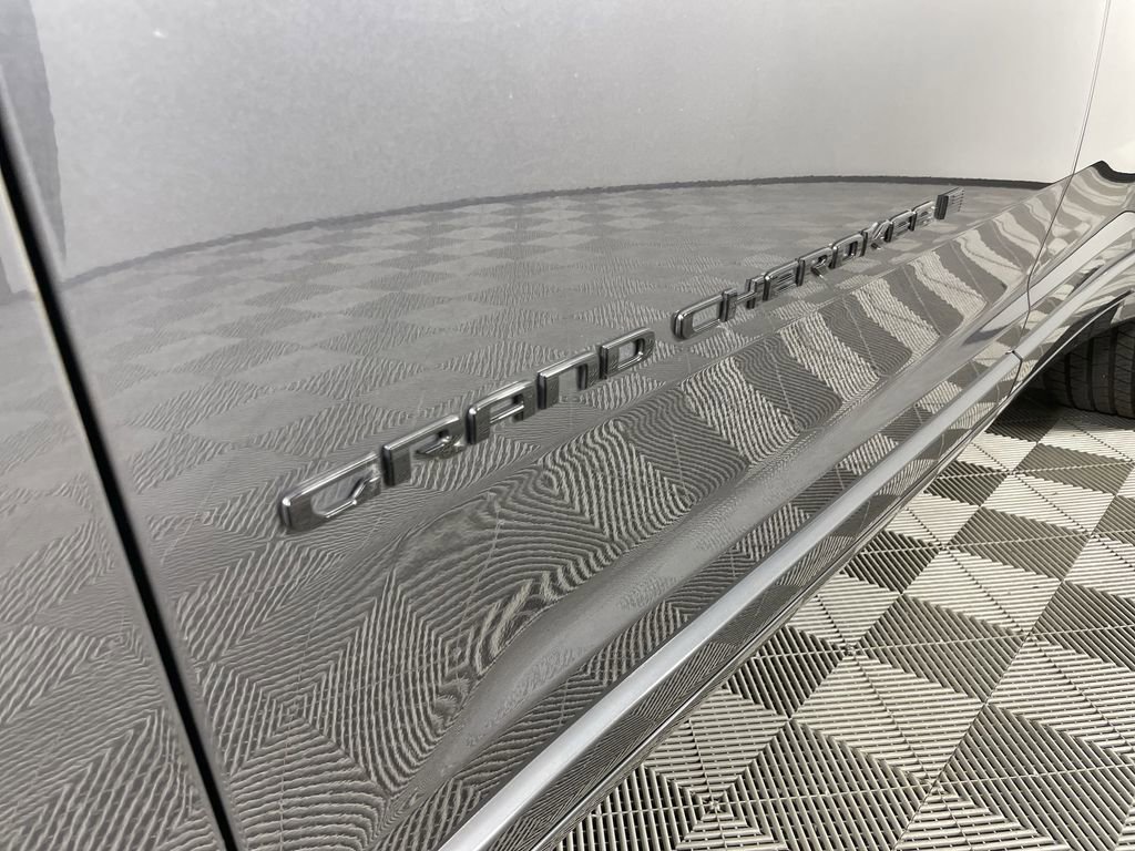 Used 2024 Jeep Grand Cherokee L Summit w/ High Altitude Package image 32