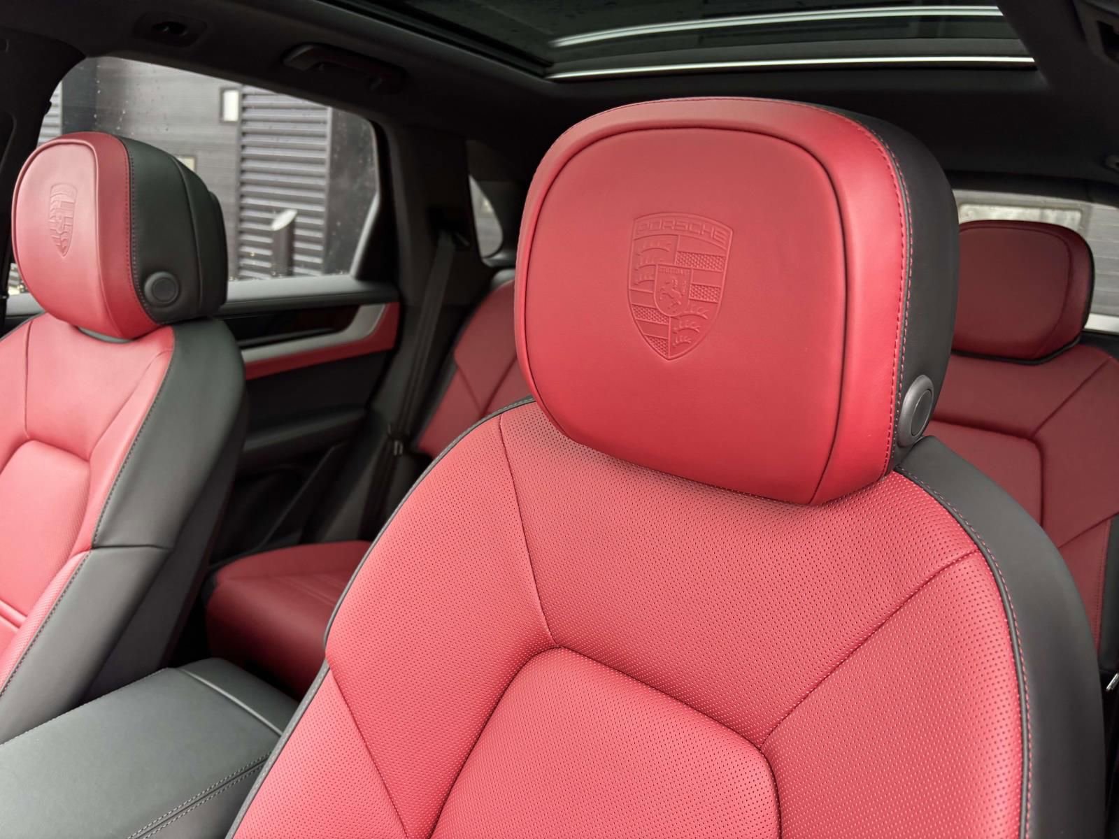 New 2026 Porsche Cayenne image 21