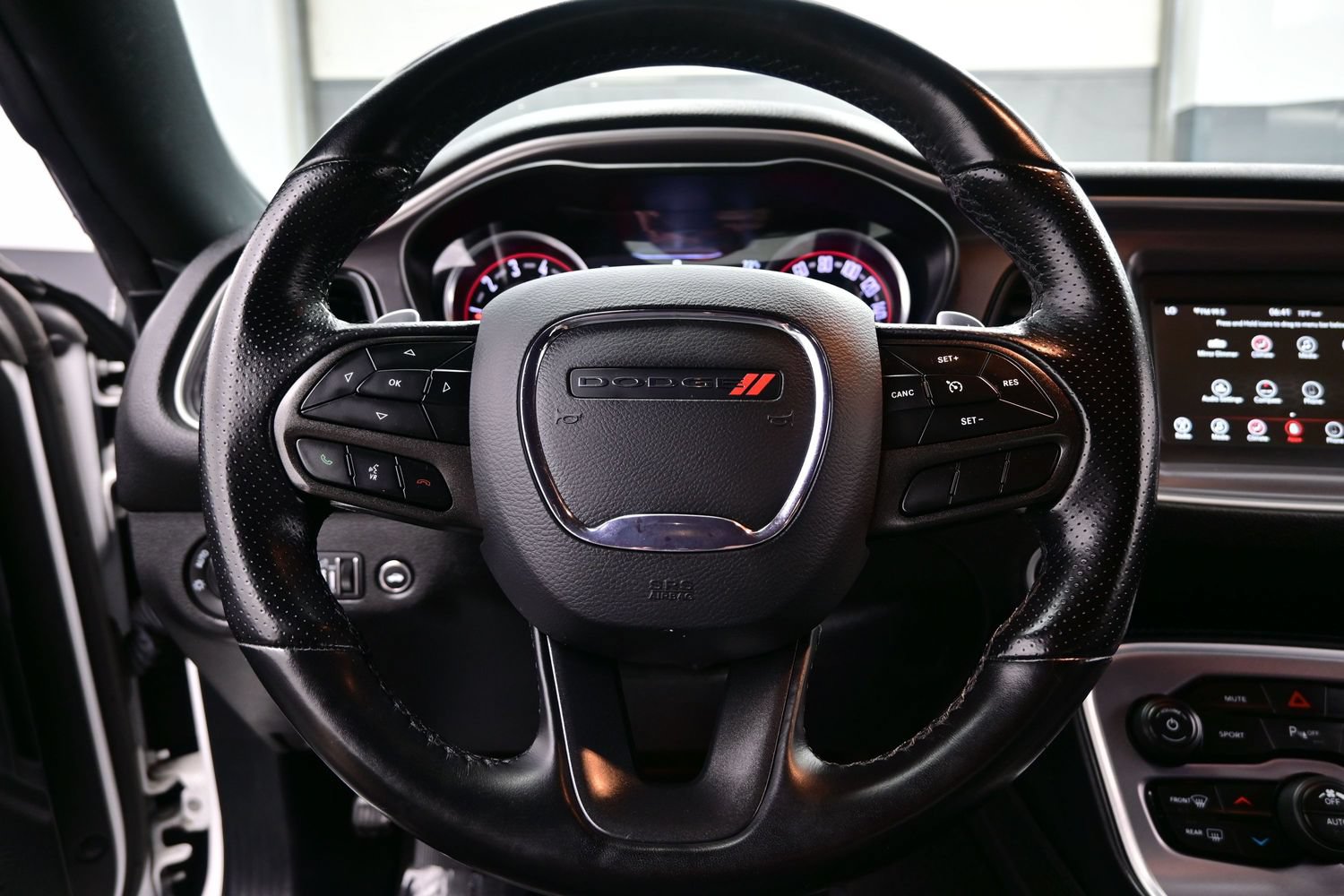 Used 2022 Dodge Challenger GT AWD/4WD image 21