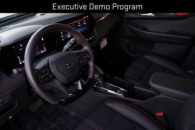 Used 2026 Chevrolet TrailBlazer RS w/ Convenience Package image 2