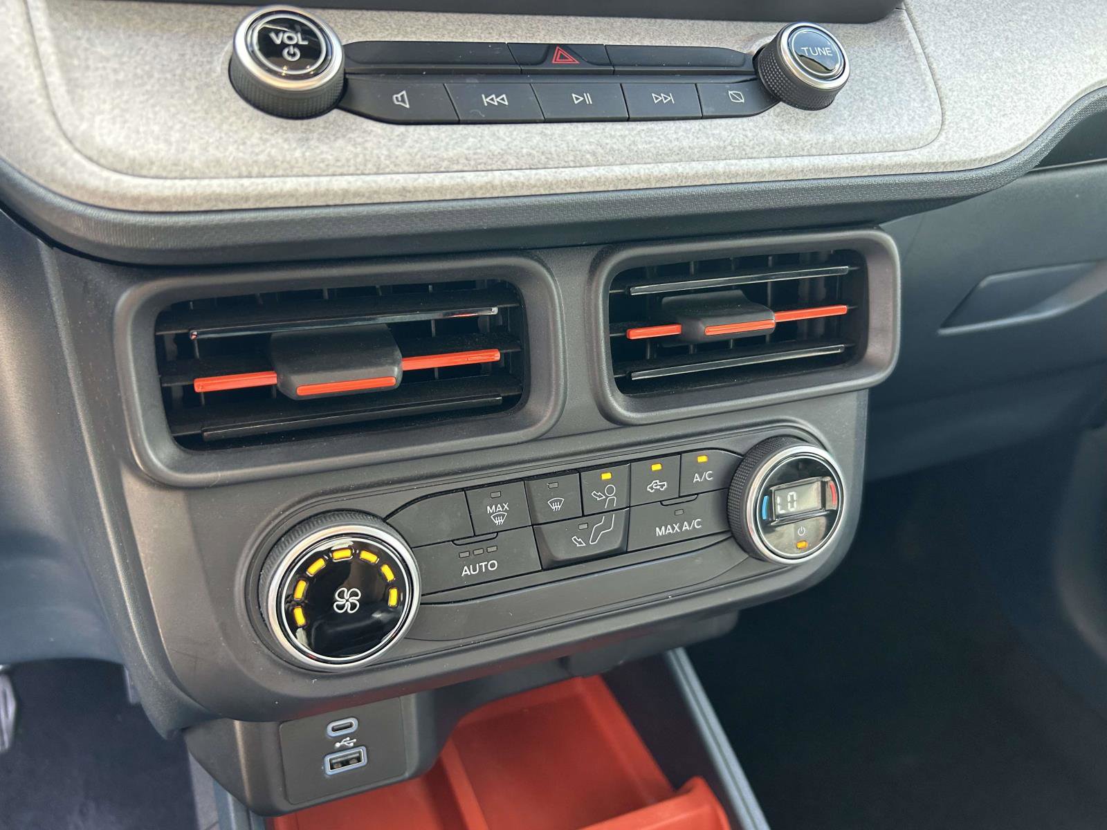 Used 2022 Ford Maverick XLT w/ Equipment Group 300A Standard image 24