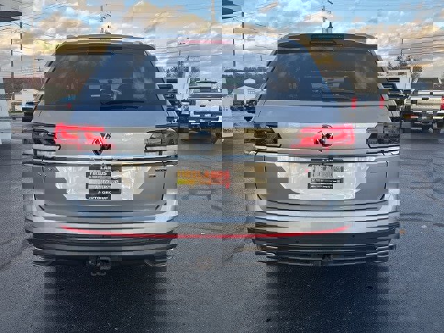 Used 2022 Volkswagen Atlas SE image 4