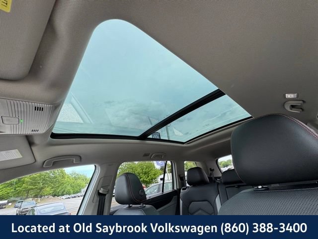 Certified 2025 Volkswagen Atlas Peak Edition SE AWD/4WD image 43
