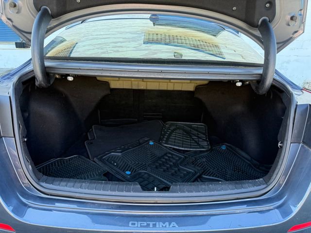 Used 2015 Kia Optima LX image 23