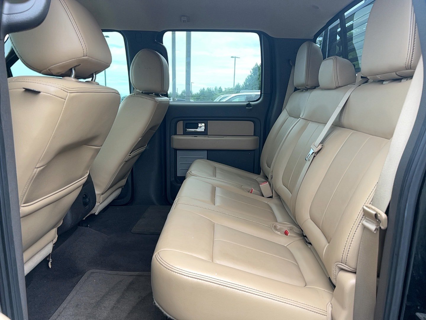 Used 2014 Ford F150 XLT w/ Equipment Group 302A Luxury AWD/4WD image 25