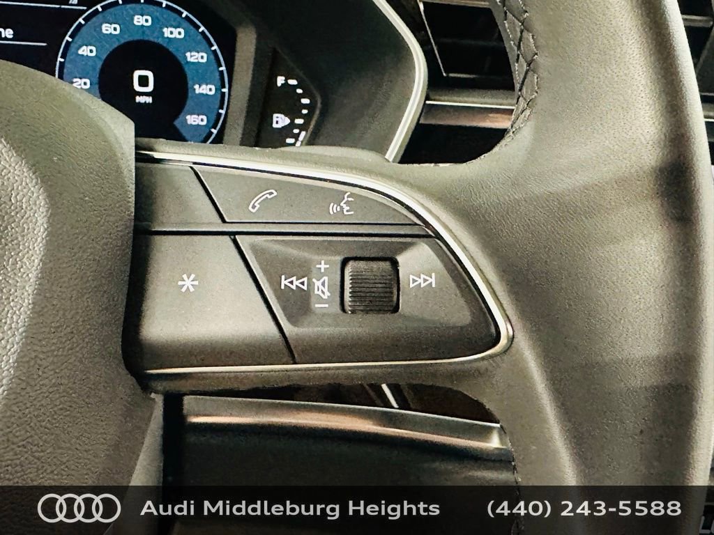Certified 2025 Audi Q3 2.0T Premium w/ Convenience Package image 21