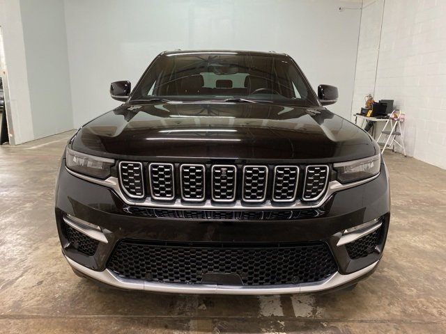 Used 2022 Jeep Grand Cherokee Summit image 2