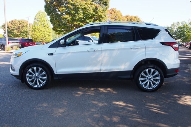 Certified 2017 Ford Escape Titanium w/ Equipment Group 301A FWD image 4