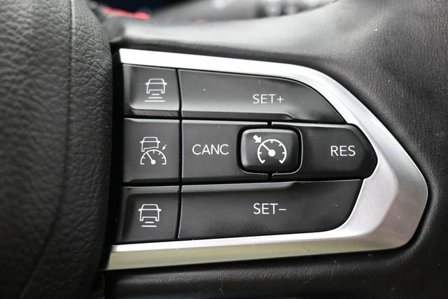 Used 2022 Jeep Compass Trailhawk w/ Trailhawk Elite Group AWD/4WD image 16