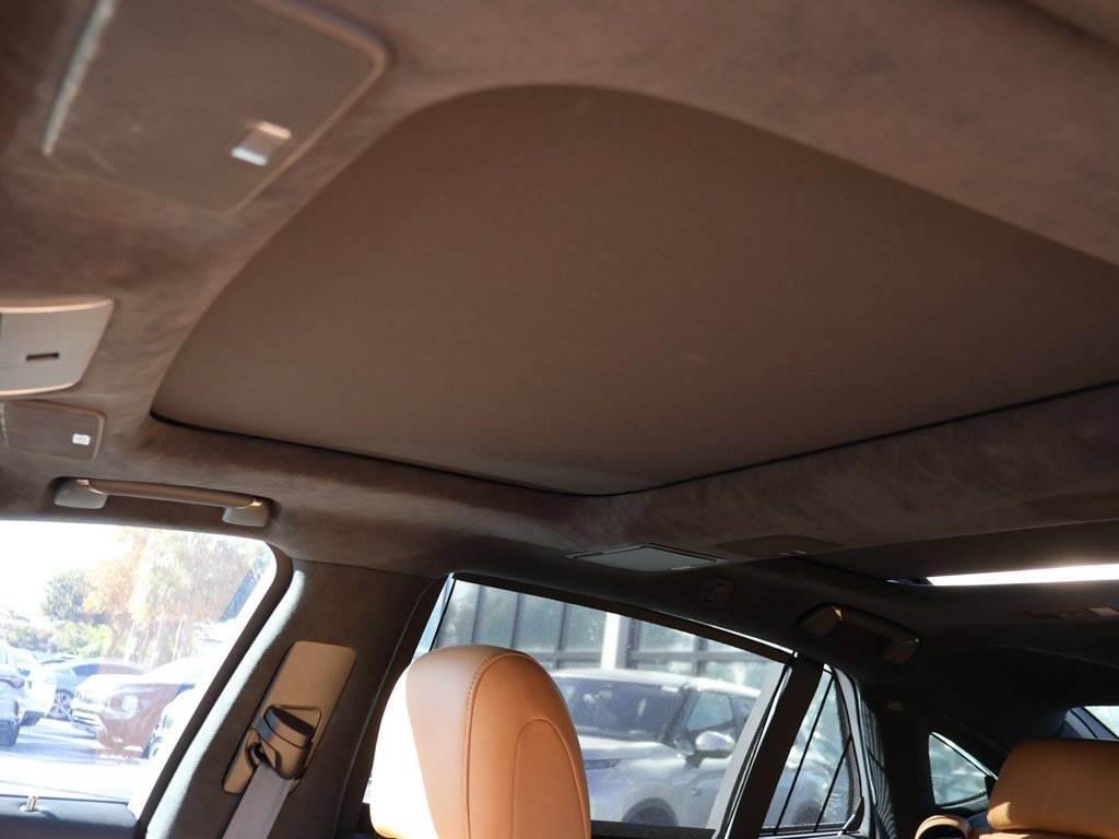 Used 2023 Lexus LS 500 w/ Luxury Package image 24