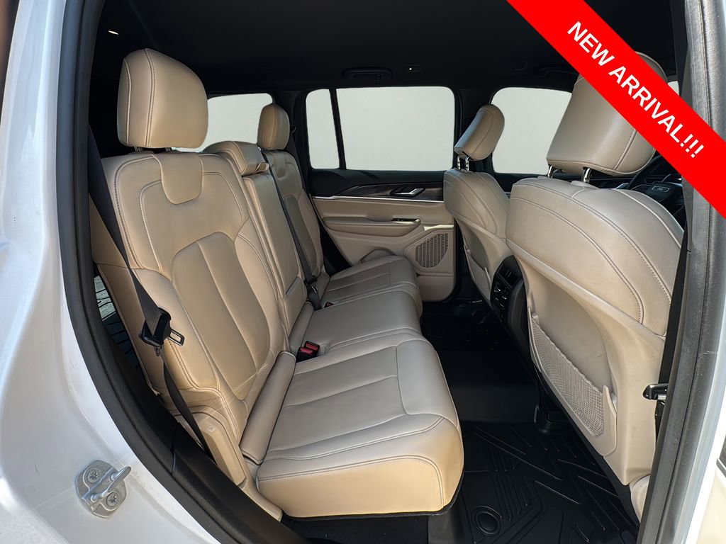 Used 2023 Jeep Grand Cherokee Limited image 26