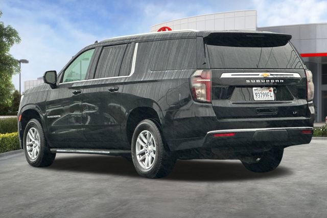 Used 2023 Chevrolet Suburban LT image 8