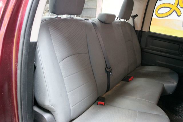 Used 2016 RAM 1500 Express AWD/4WD image 9