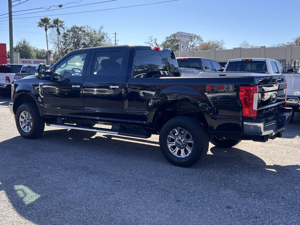 Used 2019 Ford F250 XLT w/ XLT Premium Package image 4