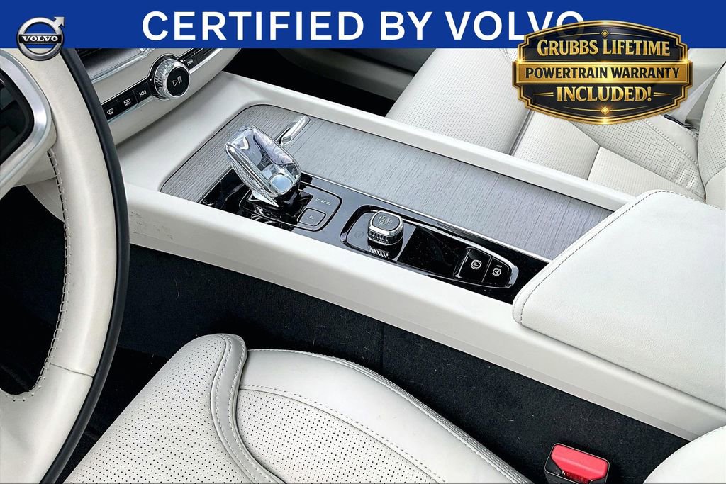 Used 2023 Volvo XC60 B6 Ultimate w/ Protection Package Premier AWD/4WD image 18