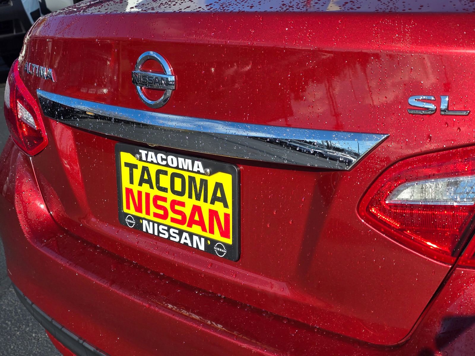 Used 2017 Nissan Altima 2.5 SL w/ Moonroof Package image 35