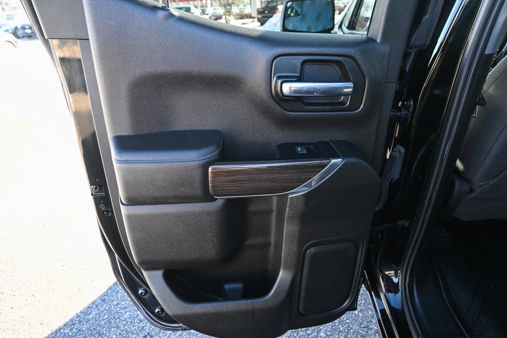 Used 2019 Chevrolet Silverado 1500 RST image 23