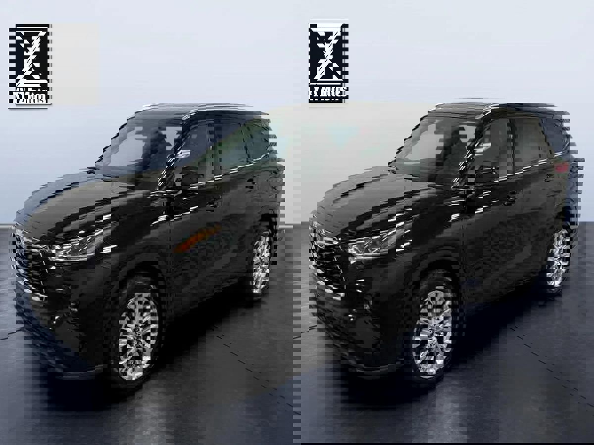 Used 2021 Toyota Highlander Limited image 1