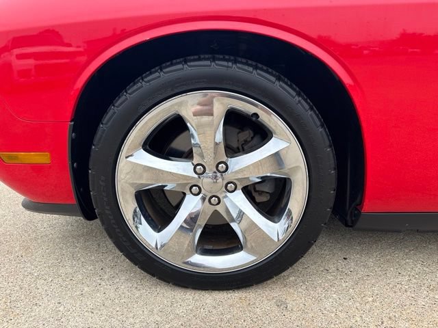 Used 2014 Dodge Challenger SXT Plus RWD image 12