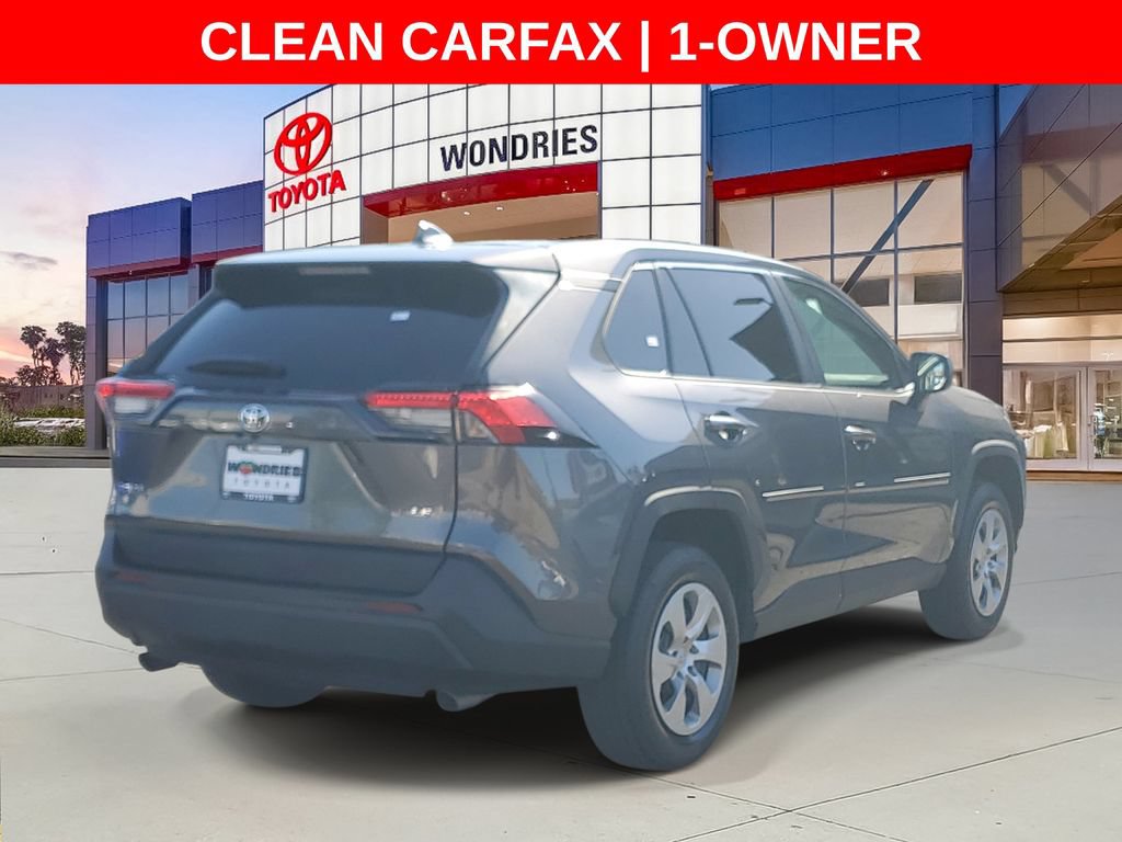 Used 2022 Toyota RAV4 LE FWD image 7