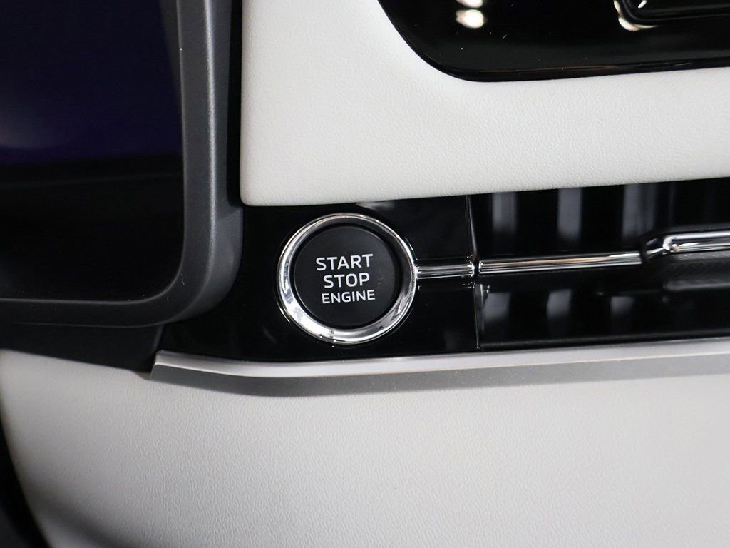 New 2025 Mitsubishi Outlander SE AWD/4WD image 42