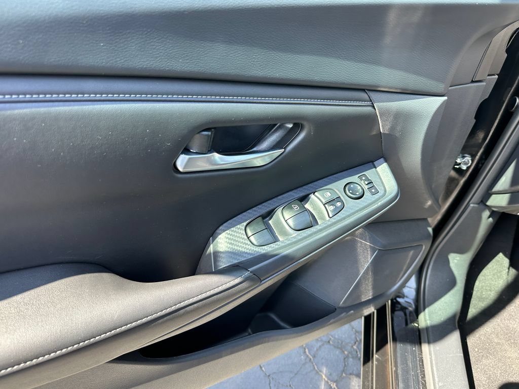 Used 2024 Nissan Sentra SV w/ All-Weather Package FWD image 12