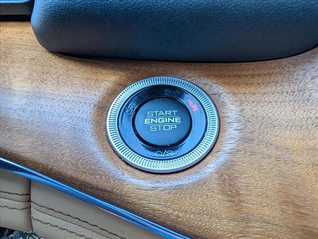Used 2023 Jeep Grand Cherokee Summit AWD/4WD image 40