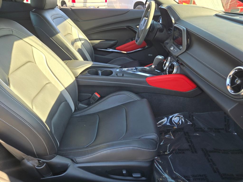 Used 2024 Chevrolet Camaro LT RWD image 15