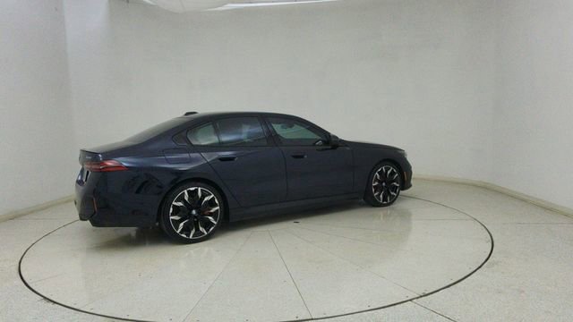 Used 2026 BMW 550e xDrive image 73