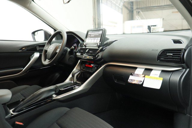 New 2026 Mitsubishi Eclipse Cross LE AWD/4WD image 16