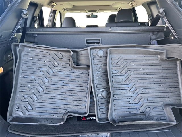 Used 2024 Mitsubishi Outlander SE image 19