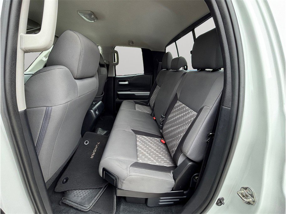 Used 2018 Toyota Tundra SR5 w/ SR5 Upgrade Package image 30