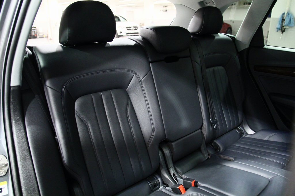 Used 2018 Audi Q5 2.0T Premium Plus w/ Premium Plus Package image 26