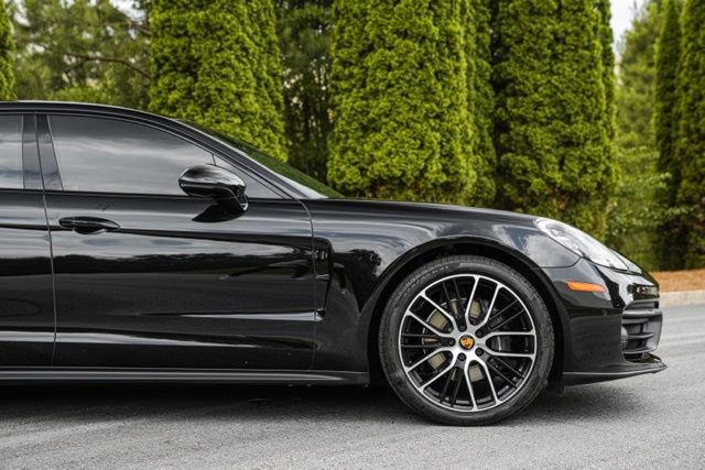 Used 2023 Porsche Panamera 4 Platinum Edition AWD/4WD image 14