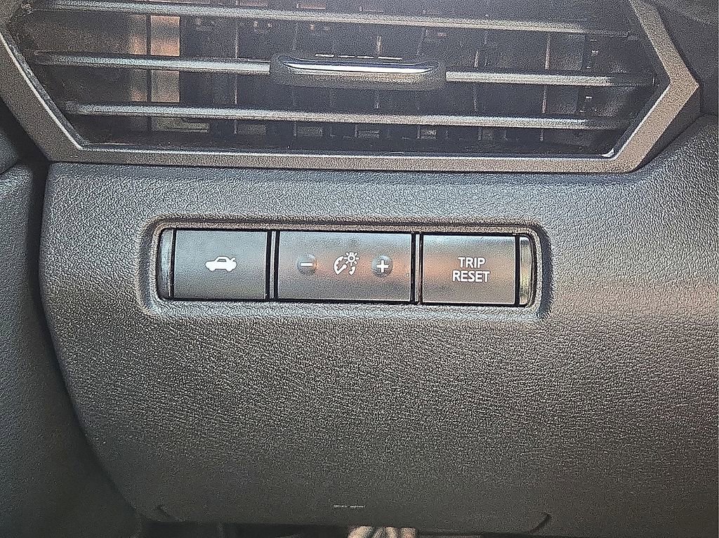 Used 2022 Nissan Altima 2.5 SR image 25