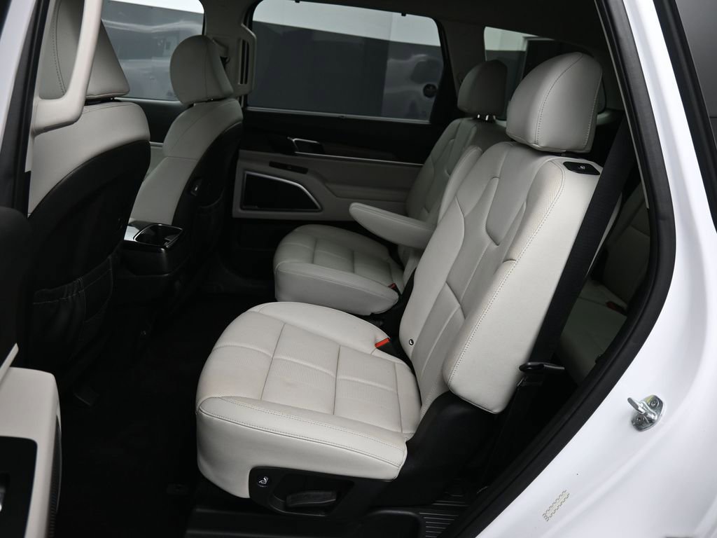 Certified 2022 Kia Telluride EX w/ EX Premium Package image 23
