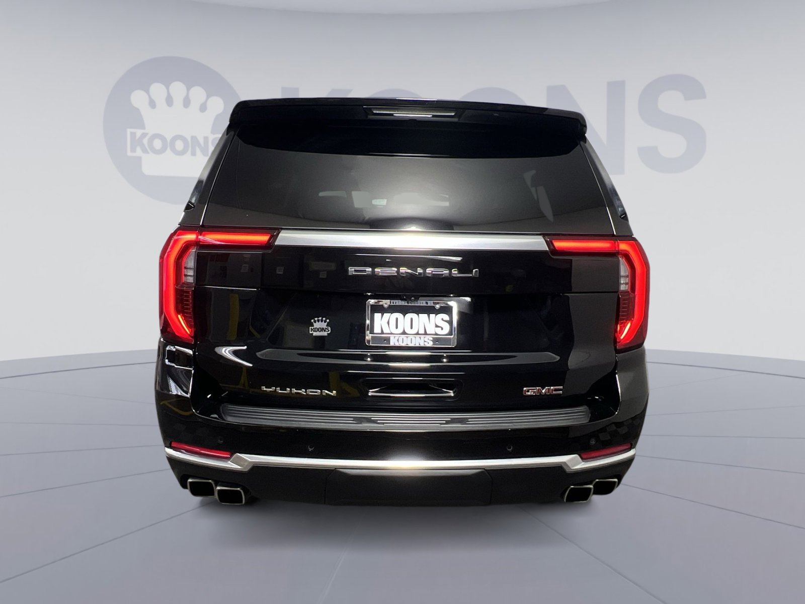 Used 2025 GMC Yukon XL Denali AWD/4WD image 10