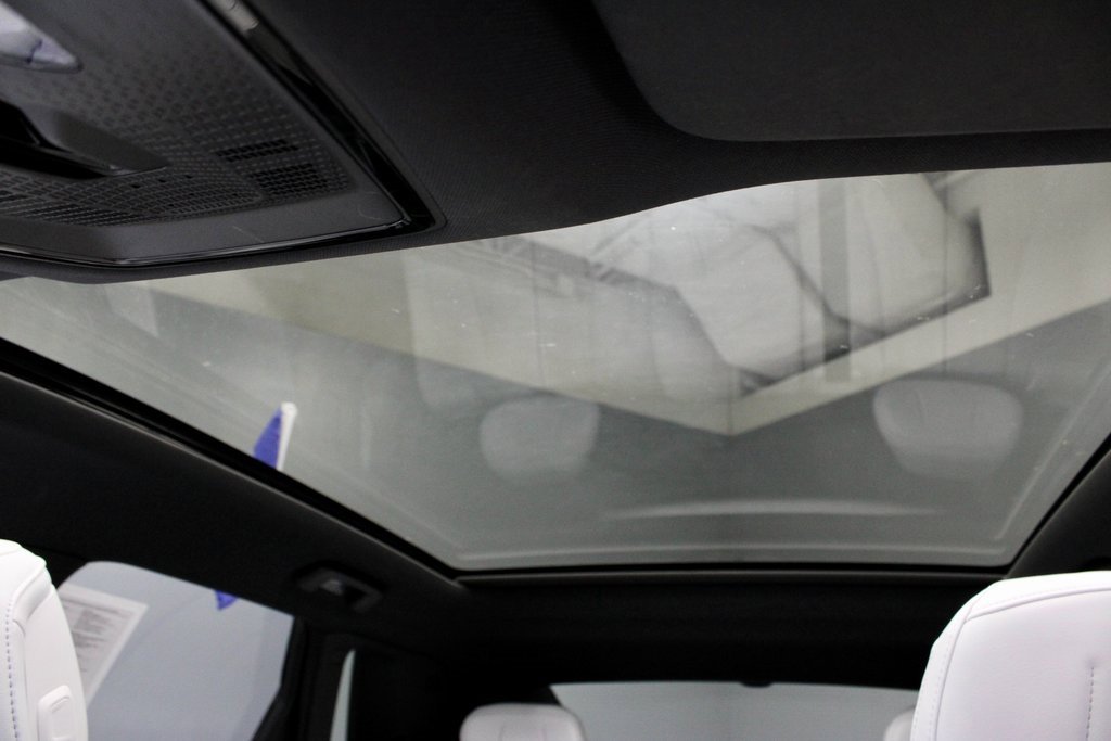 Used 2024 Cadillac Lyriq Luxury image 31