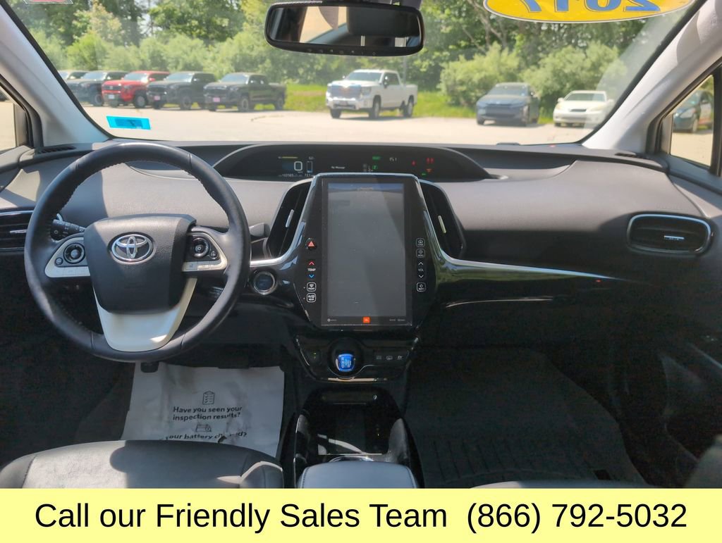 Used 2017 Toyota Prius Prime Advanced FWD image 14