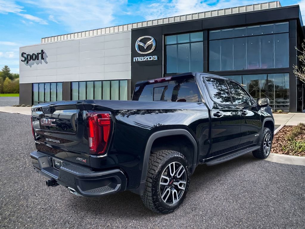 Used 2025 GMC Sierra 1500 AT4 w/ AT4 Premium Package AWD/4WD image 3
